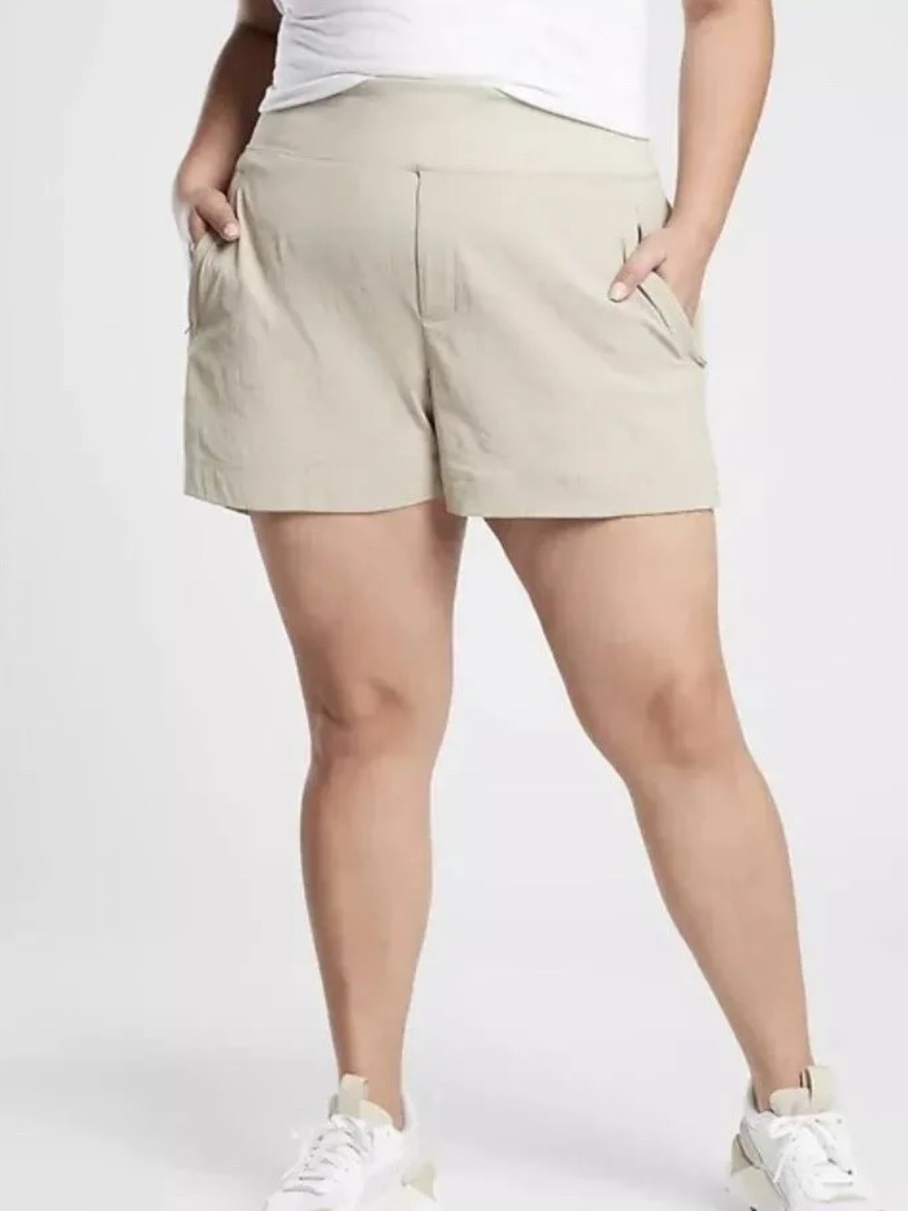 Athleta Trekkie North summer shorts Beige Tan Size 20 NWT